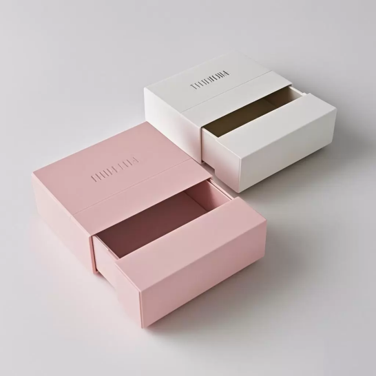 段ボール製の引き出し箱