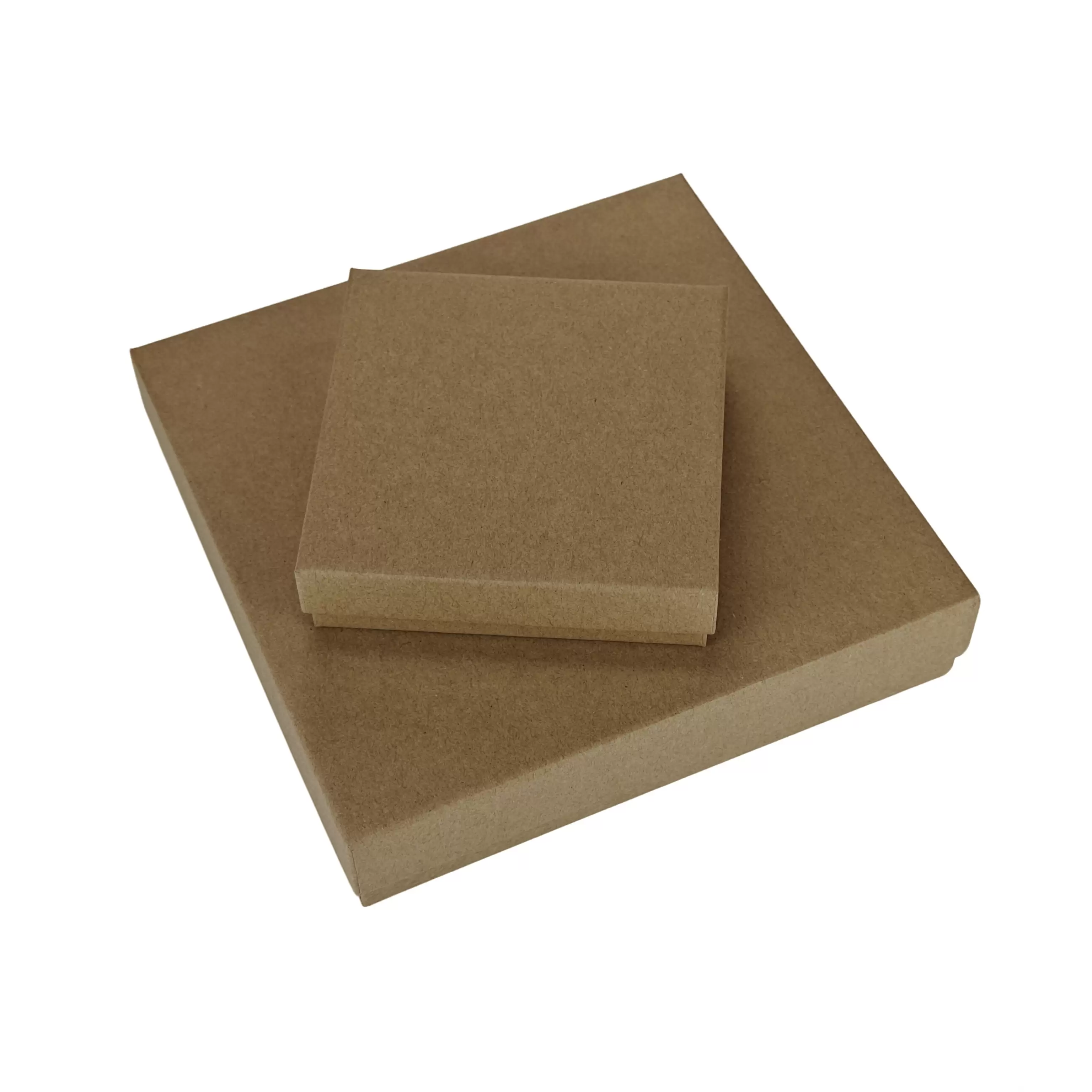 2ピースのアパレル箱