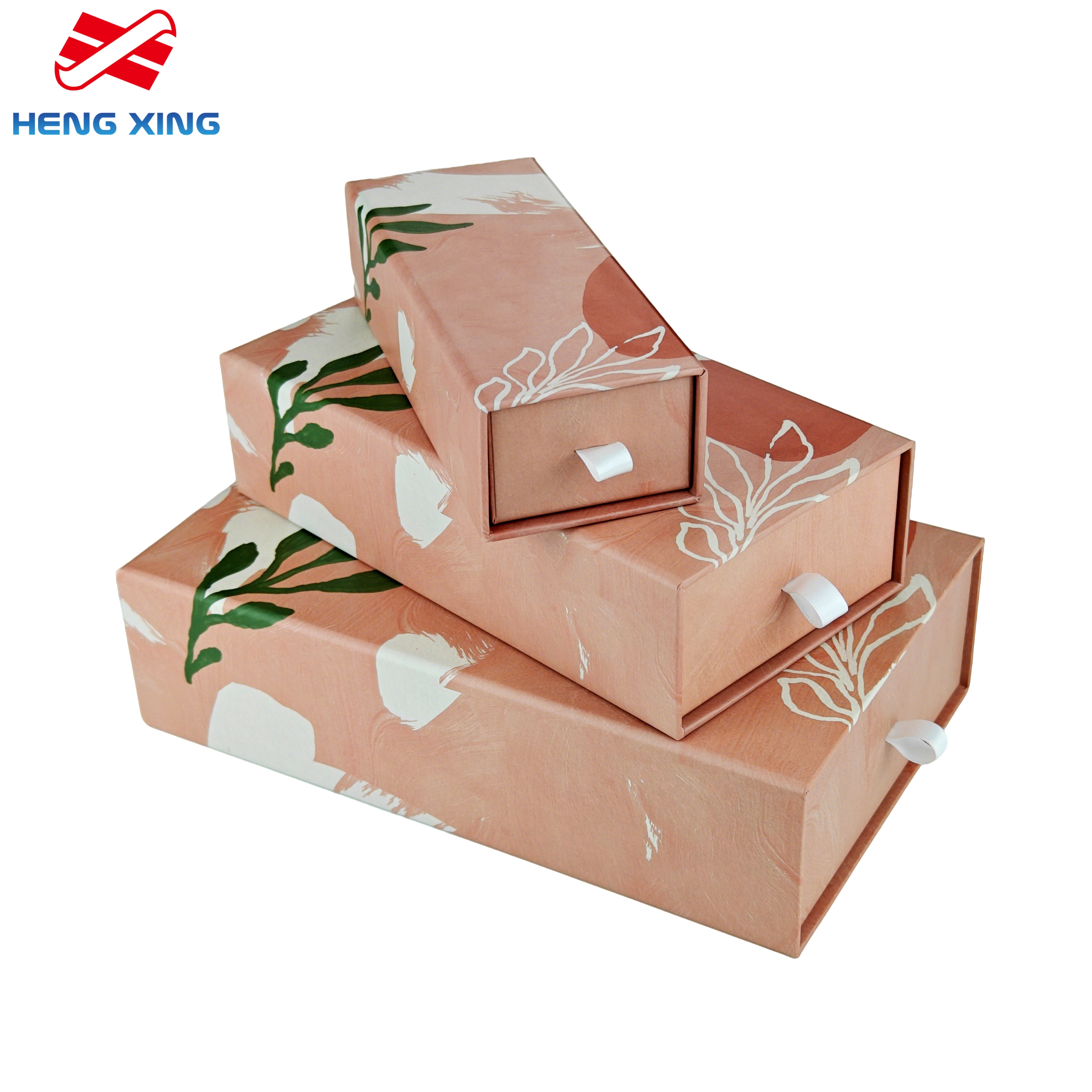 カスタムの硬質引き出しボックスを使用する カスタムの硬質引き出しボックスを使用する